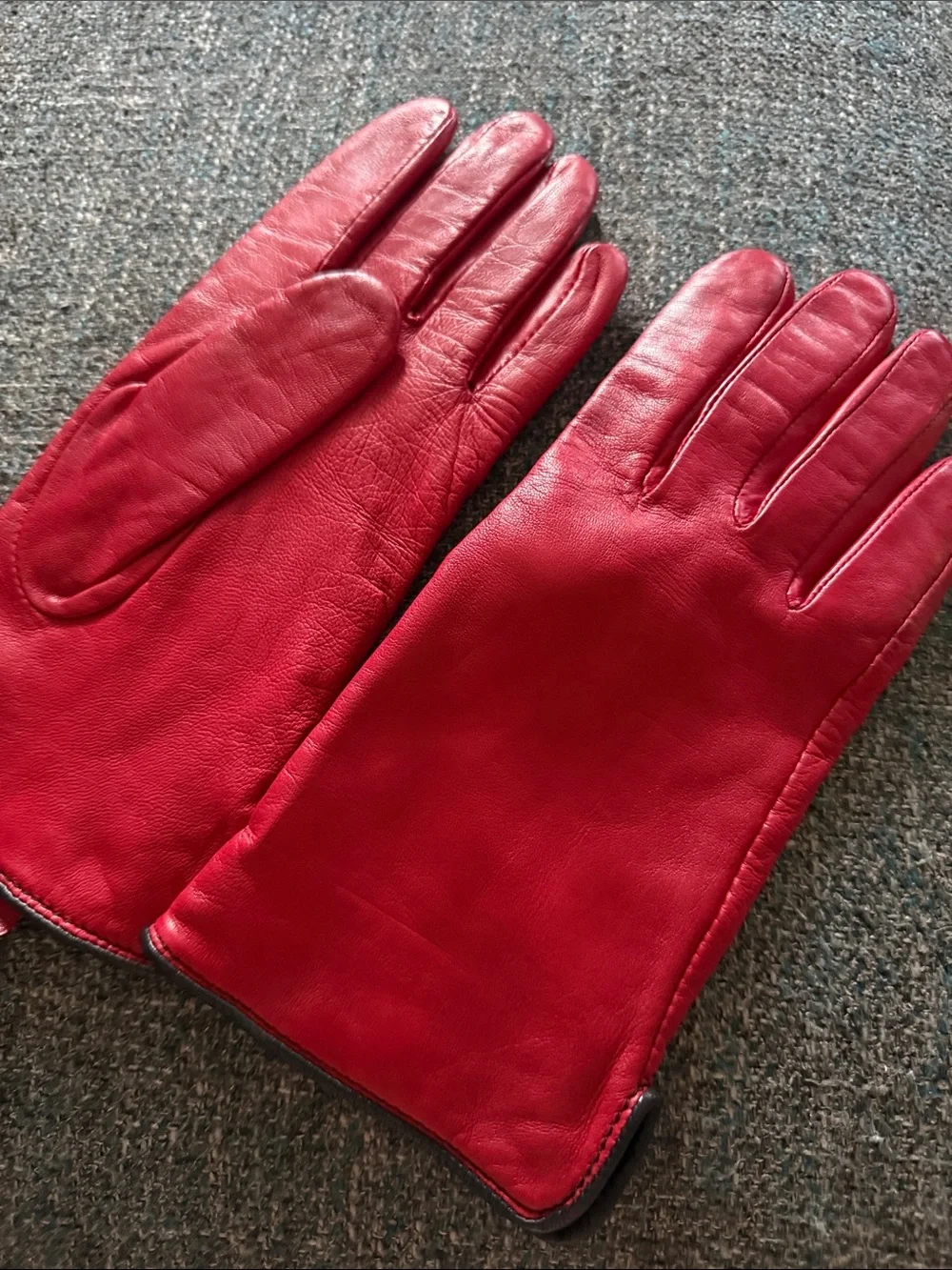 EUC Preston & York Red Leather Gloves with Black Cuffs XL